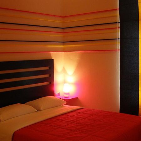 Room In A Neoclassical House - Ladybug Καστοριά Εξωτερικό φωτογραφία