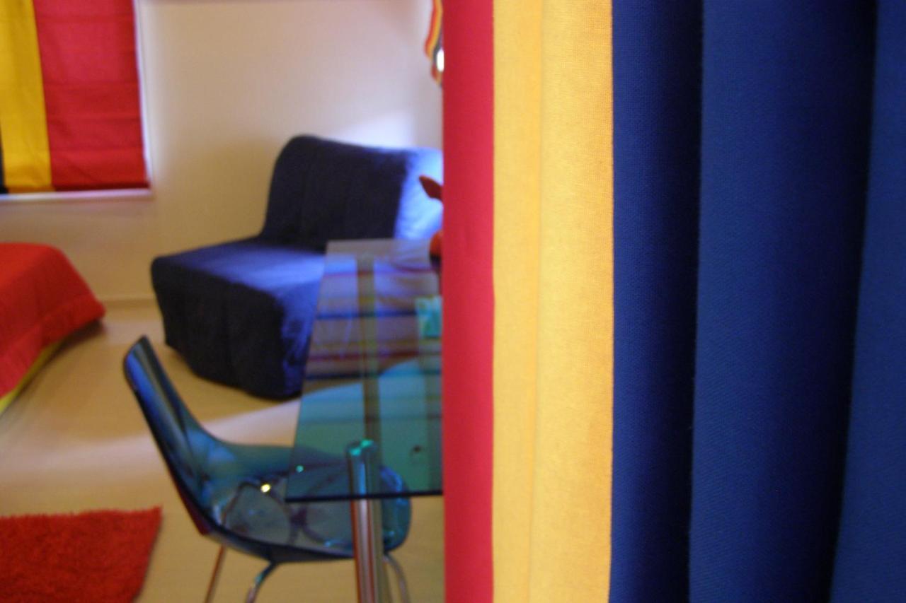 Room In A Neoclassical House - Ladybug Καστοριά Εξωτερικό φωτογραφία